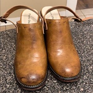 Western Clogs